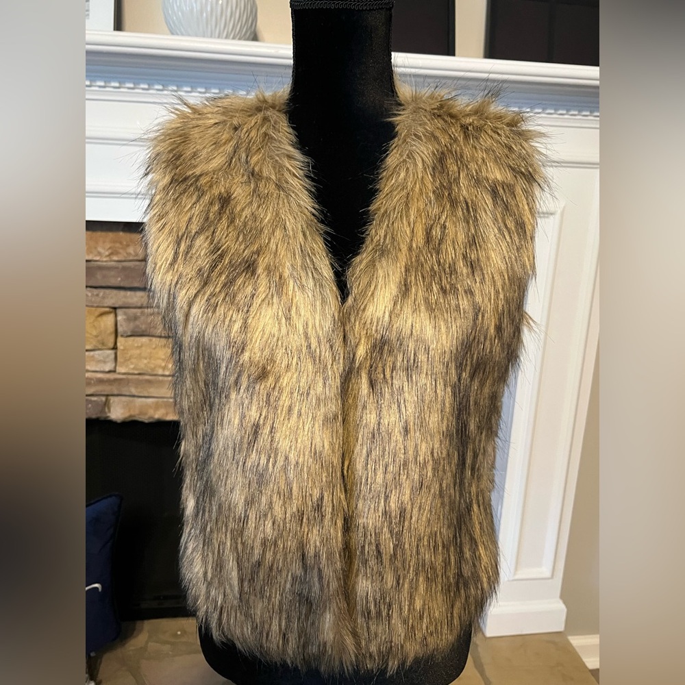 WENXI Faux Fur Vest in Brown NWOT